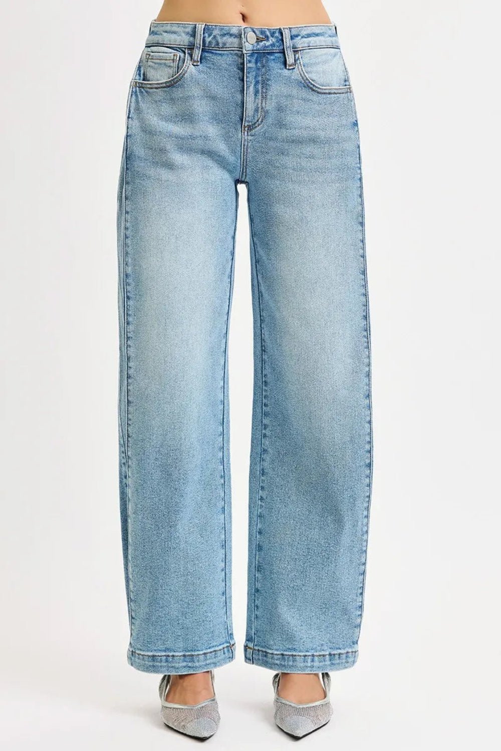 Risen Jeans, Mid-rise, wide barrel, transferable, leg snap, closed hem, medium washed, belt loops, button/zipper closure, pockets, slightly stretchy, front view
