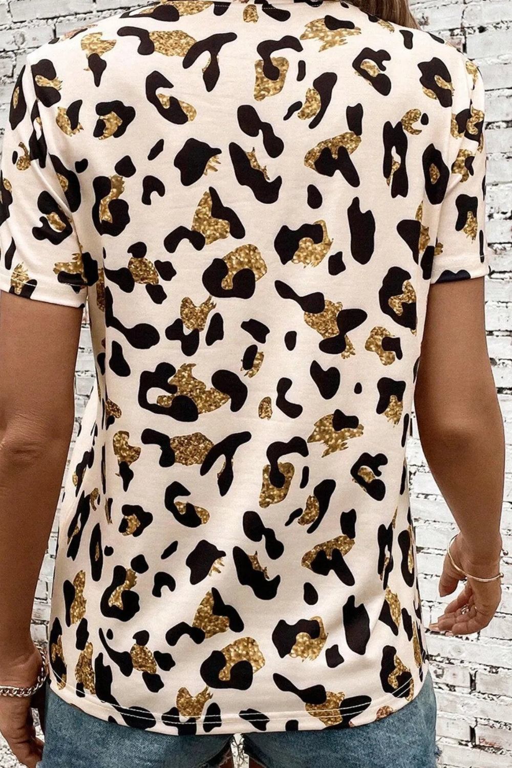 T-Shirt, Round Neck, Short Sleeve, Leopard Print, Medium Length, Slightly Stretchy Back View