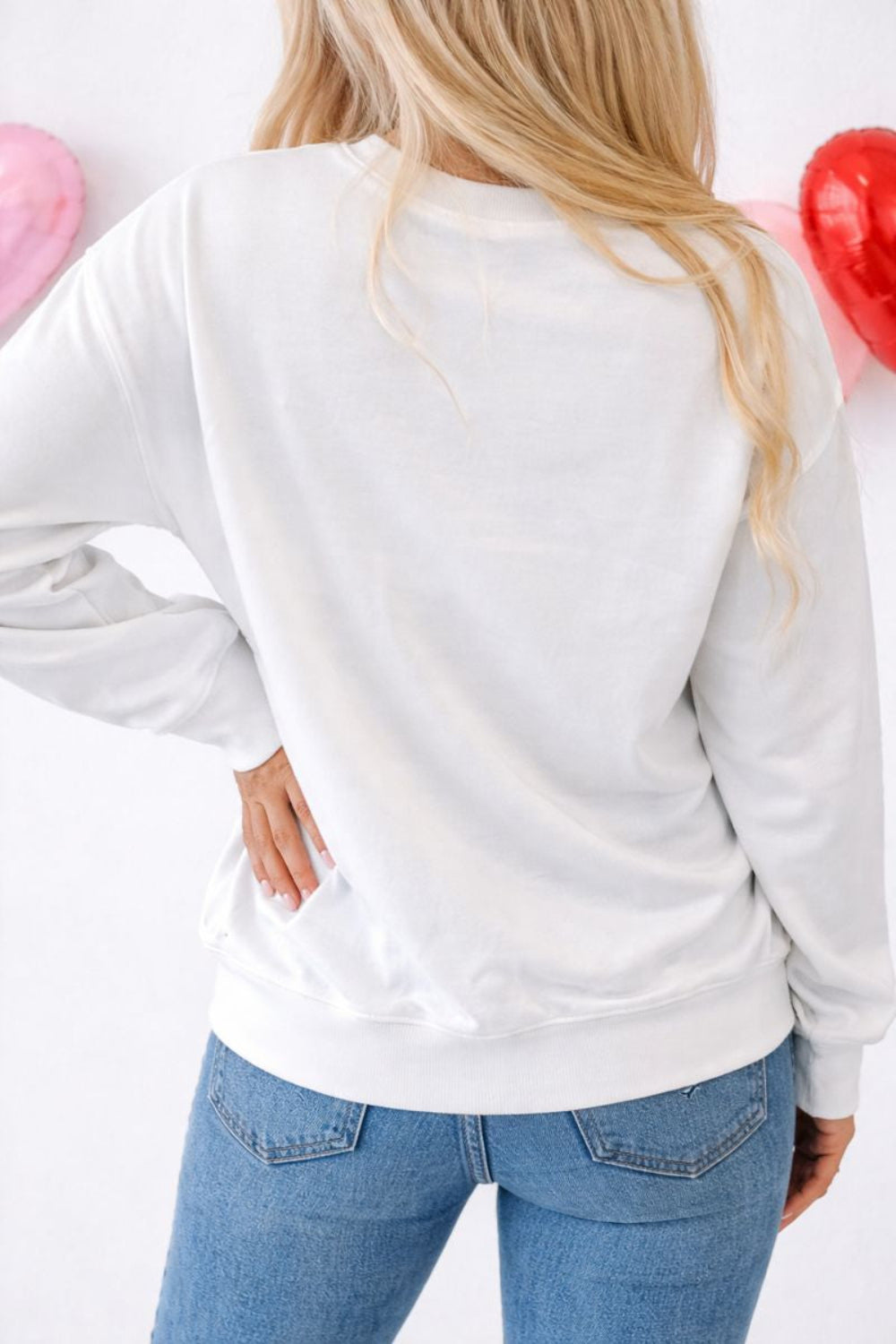 sweatshirt, pullover, round neck, drop shoulder, long sleeve, graphic, slightly stretchy, back view