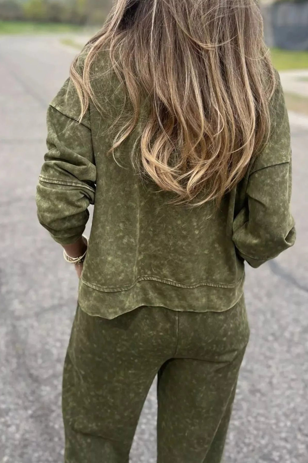 Two-piece pant set, pullover, long sleeve, drop shoulder, round neck, exposed seam,  side slit, elastic waist, drawstring, pocketed, stretchy, back view