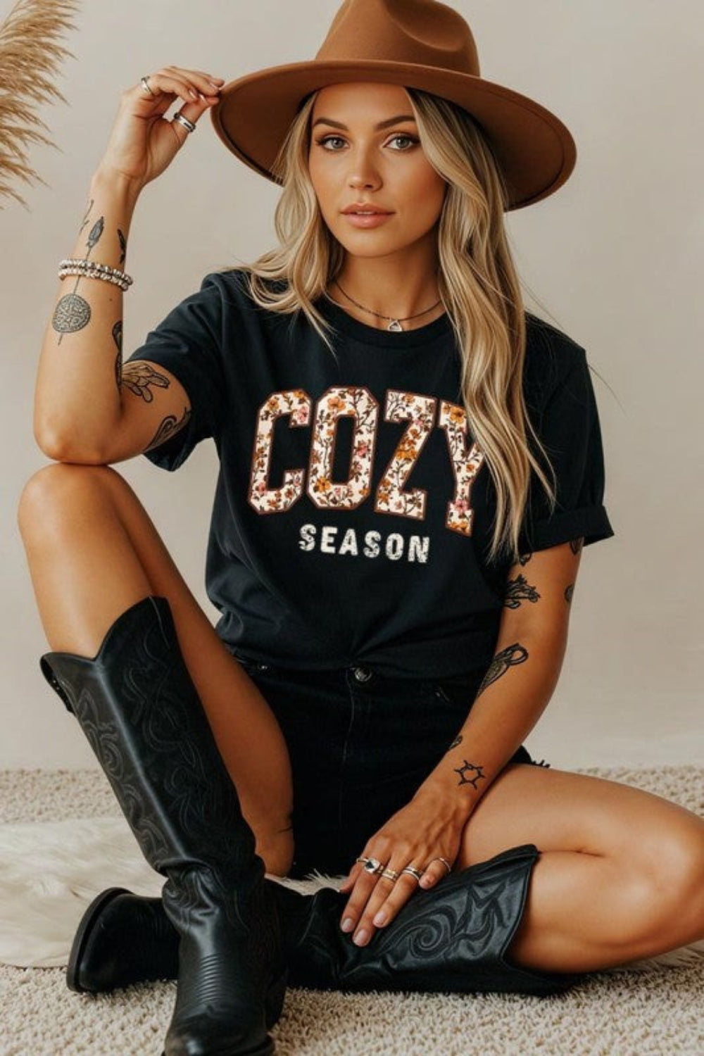 T-shirt, graphic, short sleeve, crew neck, DTF print, Cozy Season Print, stretchy front view