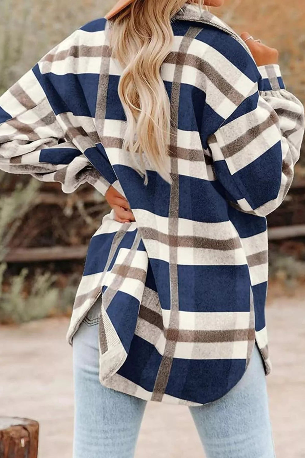 Jacket, Collared, Drop sleeve, Long sleeve, Front patch pockets, Buttoned,
Rounded hem, side, slits, Unlined, No stretch, Back view