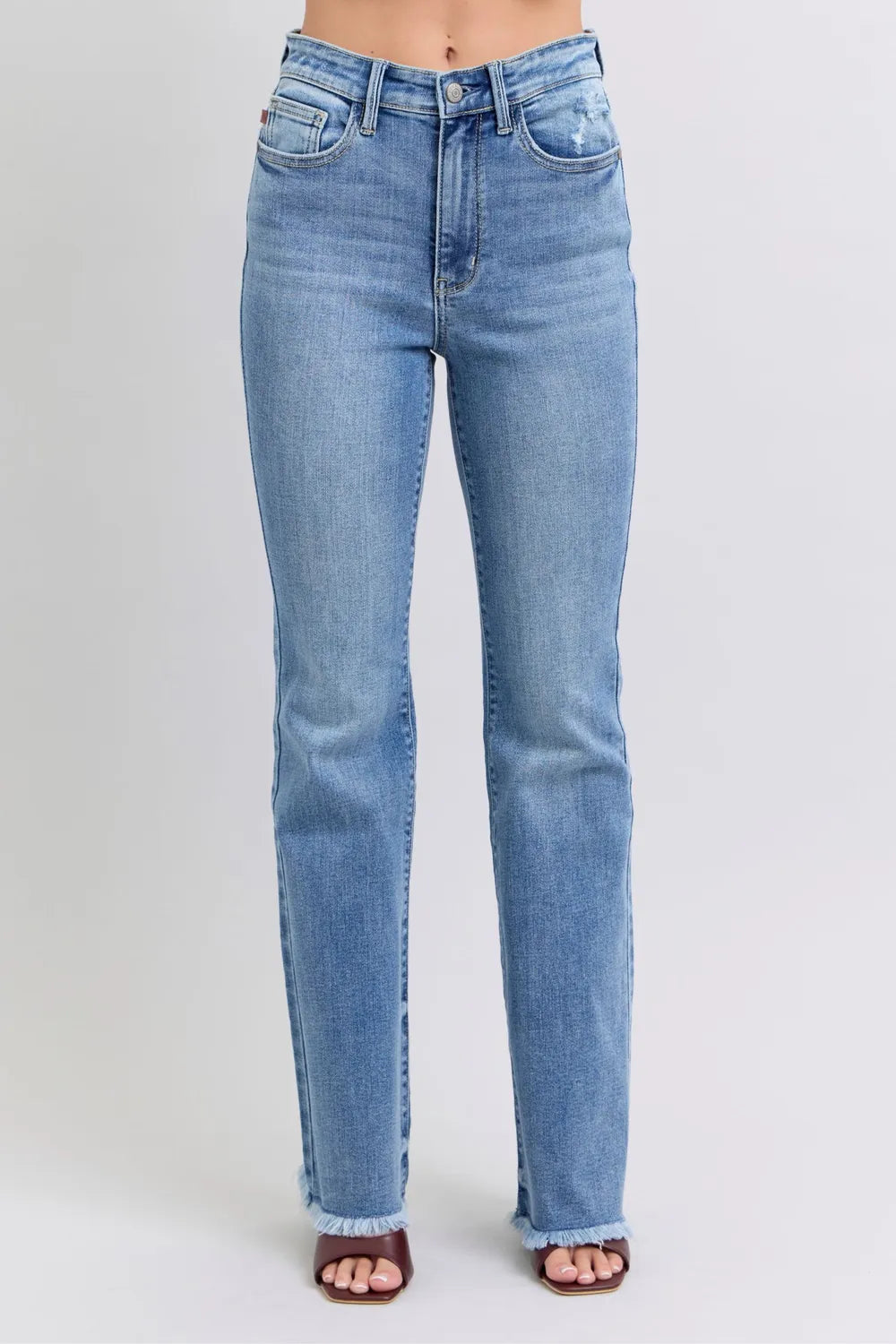 JUDY BLUE FULL-SIZE HIGH-RISE RAW HEM BOOTCUT JEANS FRONT VIEW
