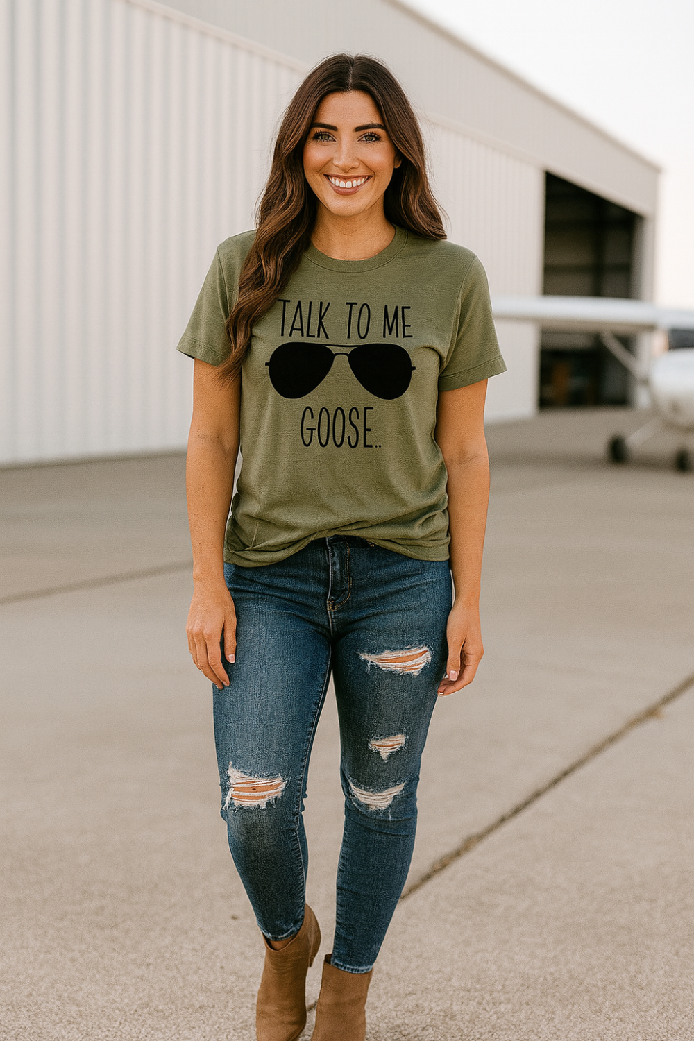 Graphic t-shirt, short sleeve, round neck, soft fabric, no stretch, front view