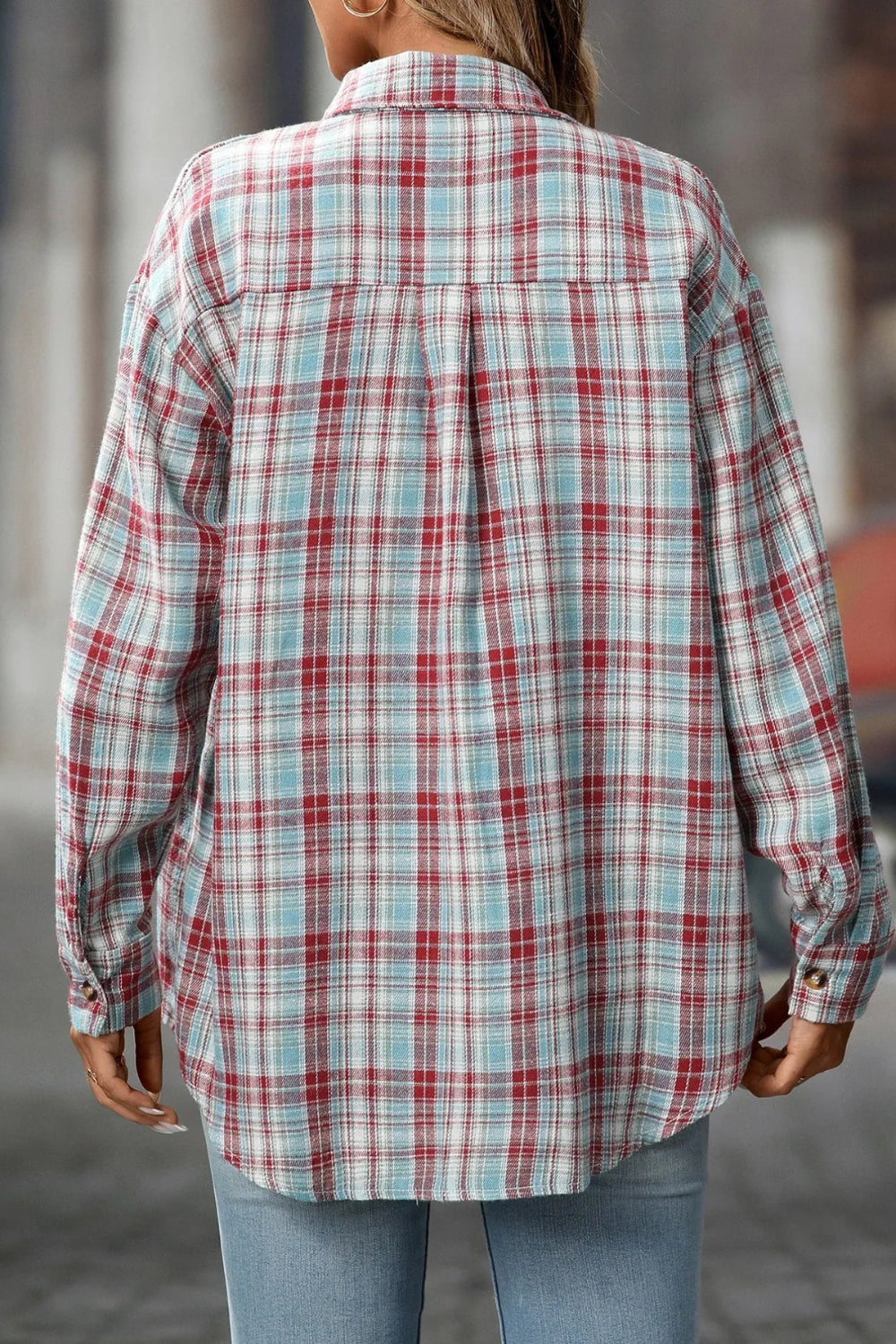Shirt, long sleeve, collared, buttoned, oversized, front flap pockets, plaid print, no stretch, back view