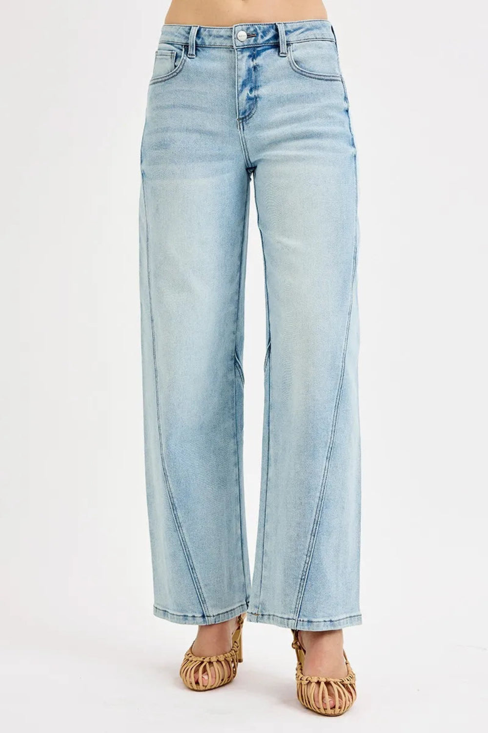 Risen blue jeans, full-size mid-rise, barrel fit, 5-pocket detail, button-zipper closure, belt looped, light wash, slightly stretchy, front view