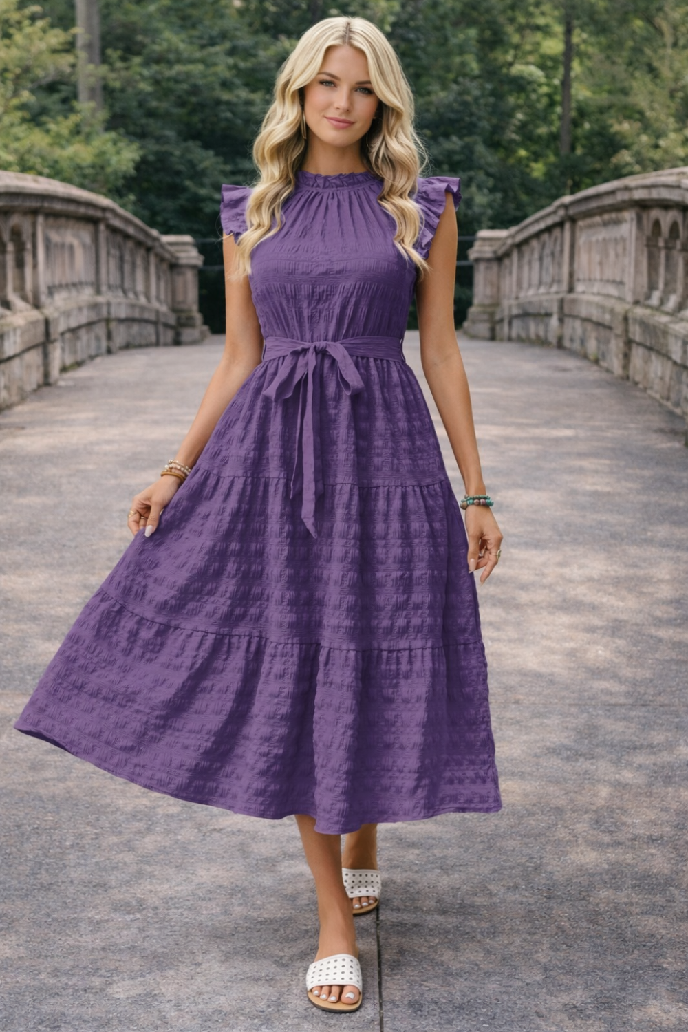 * Midi dress
* Round neck
* Cap sleeves
* Tied
* Ruffled
* Opaque
* Keyhole closure
* Unlined
* No Stretch