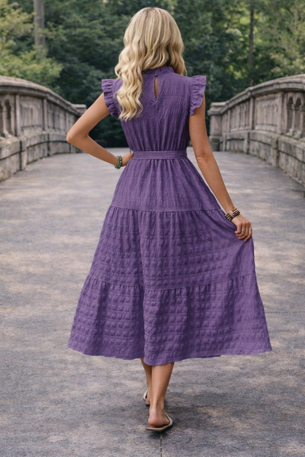 * Midi dress
* Round neck
* Cap sleeves
* Tied
* Ruffled
* Opaque
* Keyhole closure
* Unlined
* No Stretch