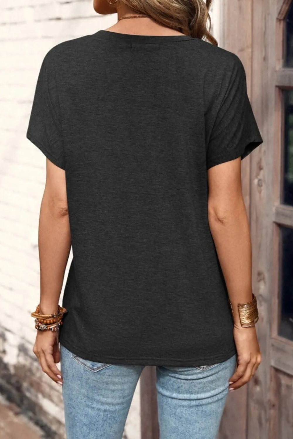 Blouse, short sleeve, pullover, round neck, half buttoned, opaque, no stretch, back view