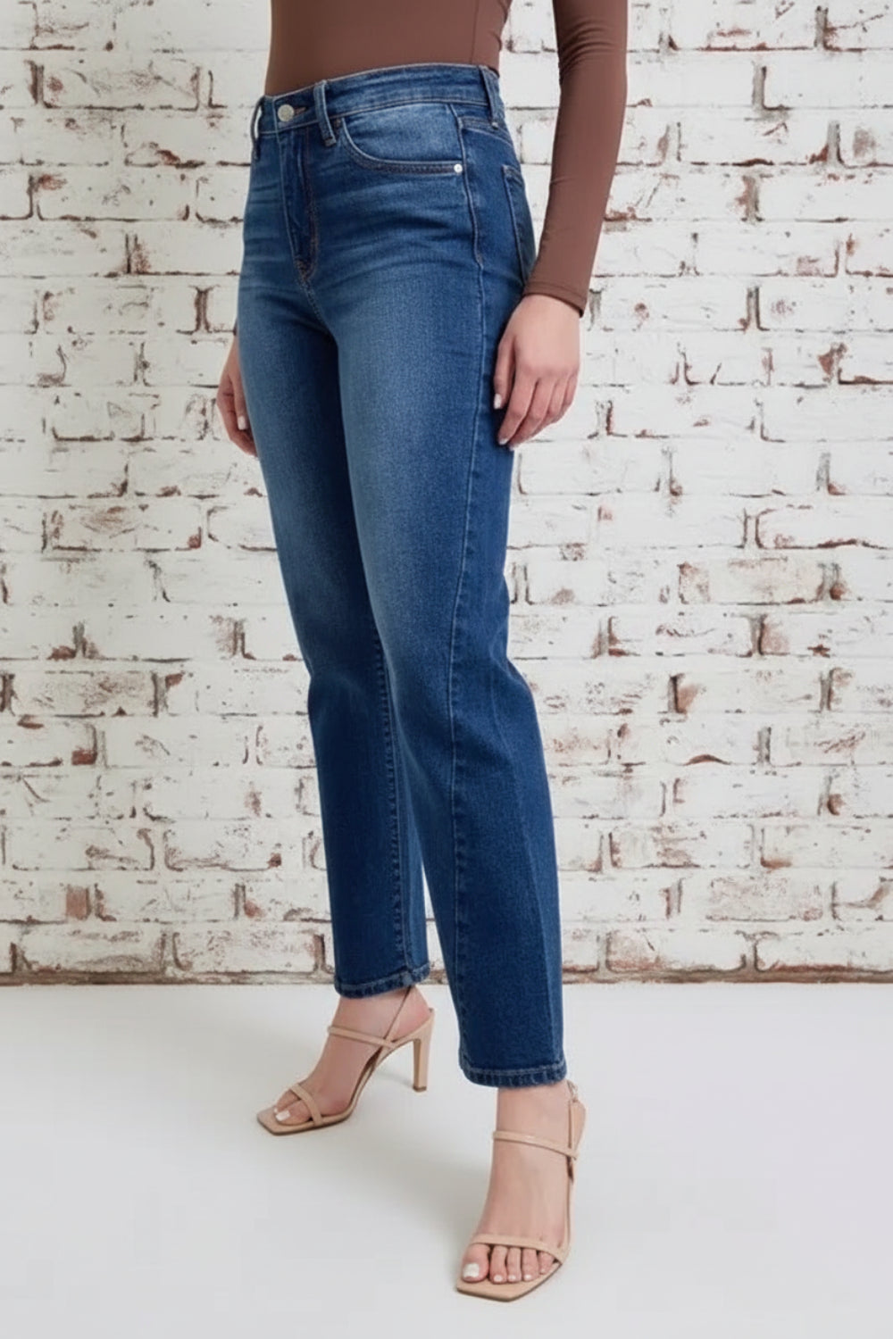 Judy Blue Jeans, full-size, side seam detail, straight let, medium vintage wash, pocketed, belt loops, button/zipper closure, stretchy, front view