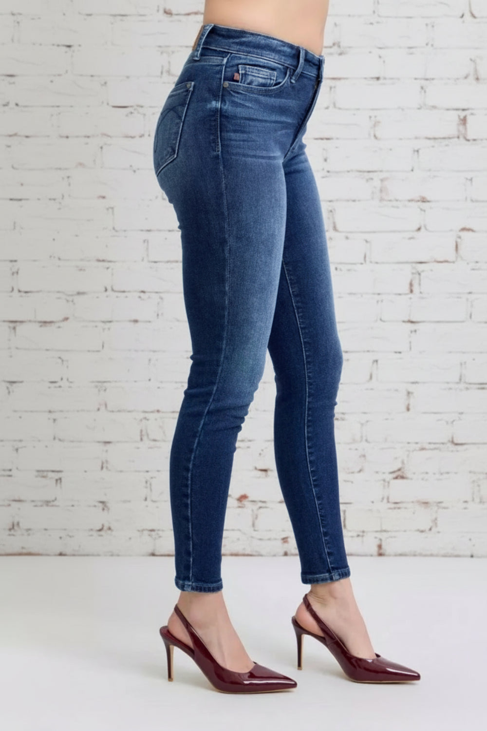 Judy Blue Jeans, full-size, high-rise, thermal, skinny, pocketed, belt loops, button/zipper closure, dark vintage wash, stretchy, front view, side view