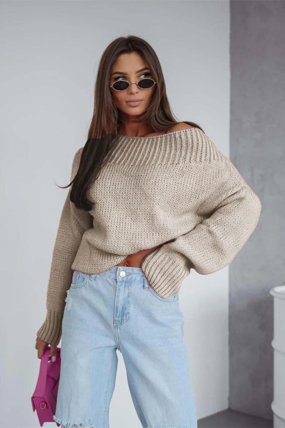 Sweater, pullover, long sleeve, boat neck, oversized, ribbed neck and cuffs, slightly stretchy front view