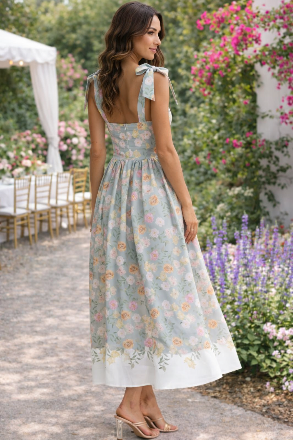 * Midi dress
* Square neck
* Tied straps
* Ruched
* Pleated
* Unlined
* Back zipper
* No stretch