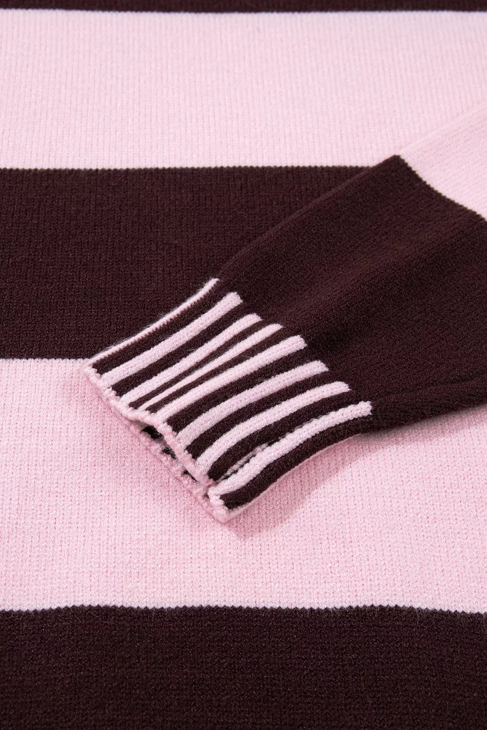 * Sweater
* Striped
* High neck 
* Long sleeve
* Drop shoulder
* Relaxed fit
* Contrast trim
* Ribbed
* Stretchy