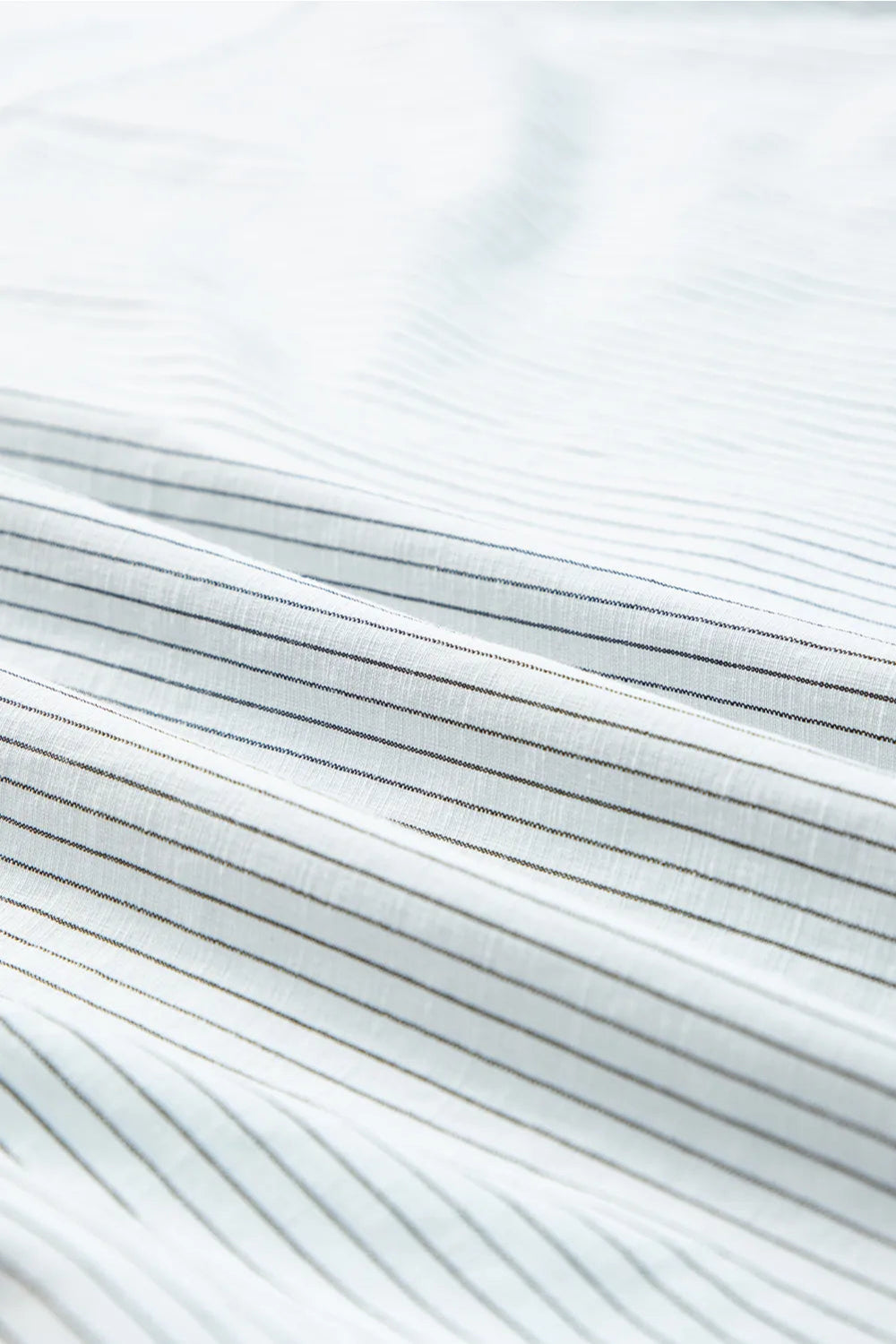 Long sleeve ,  Striped,  Collared,  Roll up sleeves,  Pocketed,  Opaque,  No stretch, Shirt, Close Up View