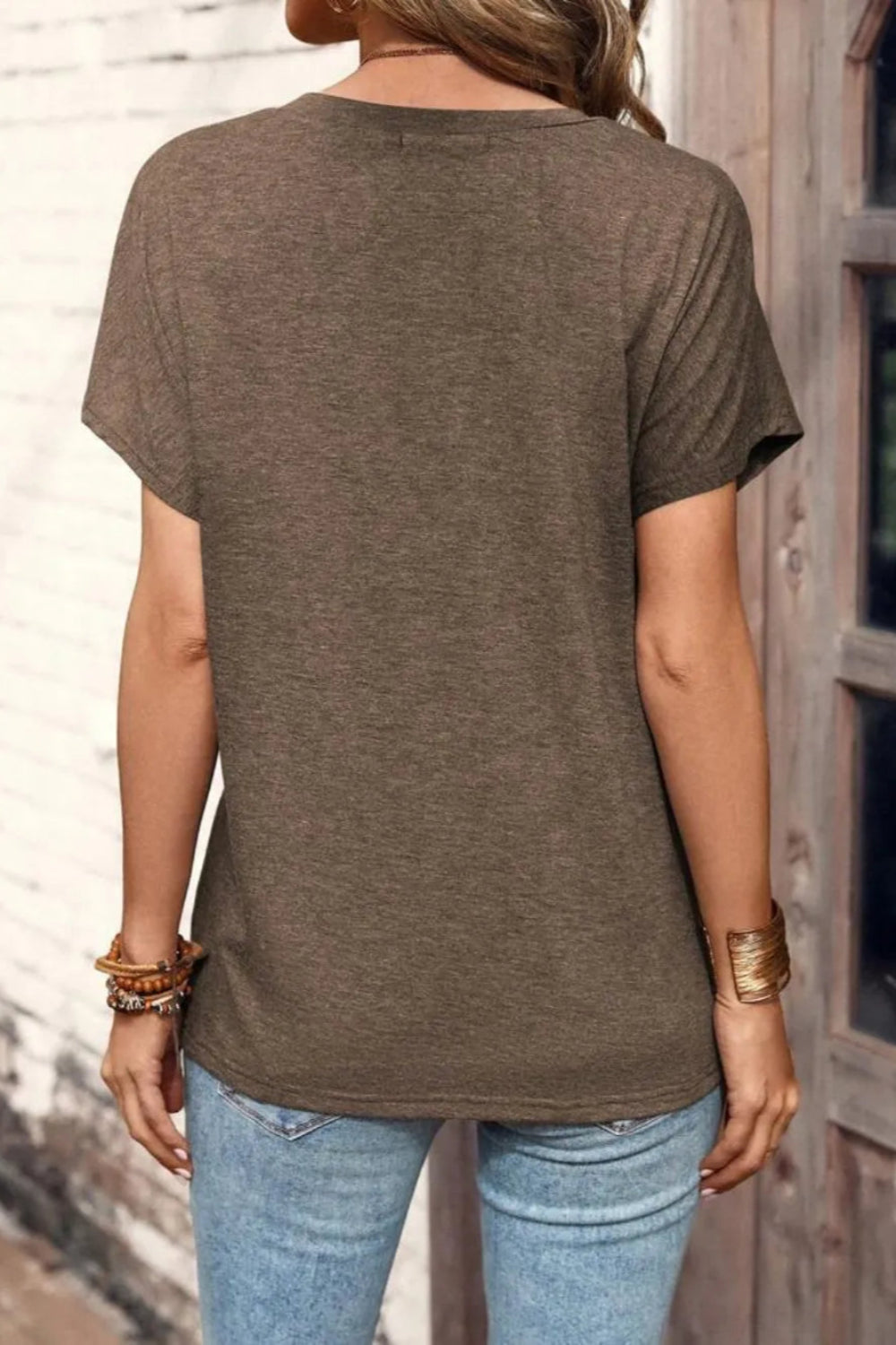 Blouse, short sleeve, pullover, round neck, half buttoned, opaque, no stretch, back view