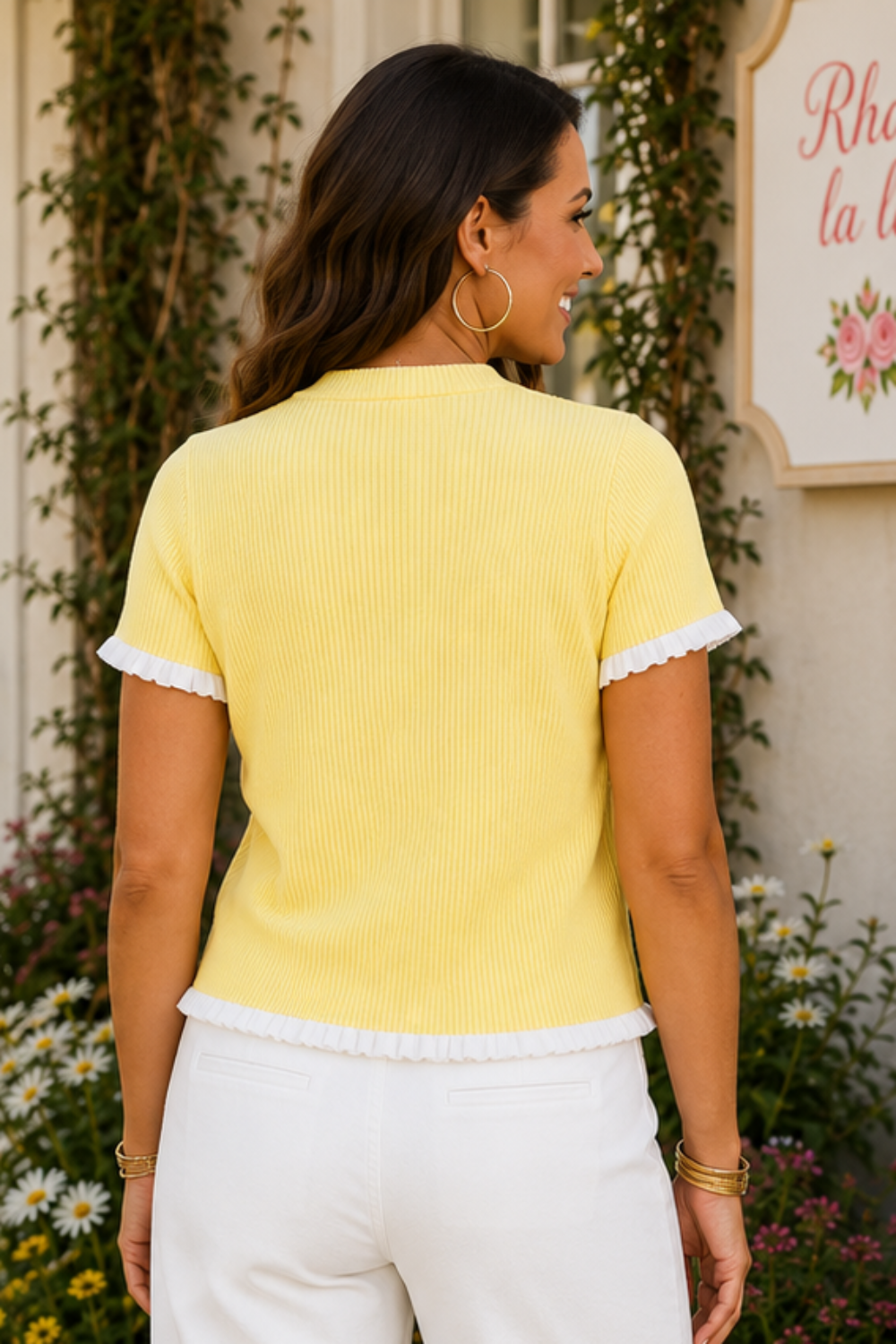 * Round neck
* Short sleeve
* Ribbed knit
* Button down
* Frilled
* White contrast trim
* Stretchy
