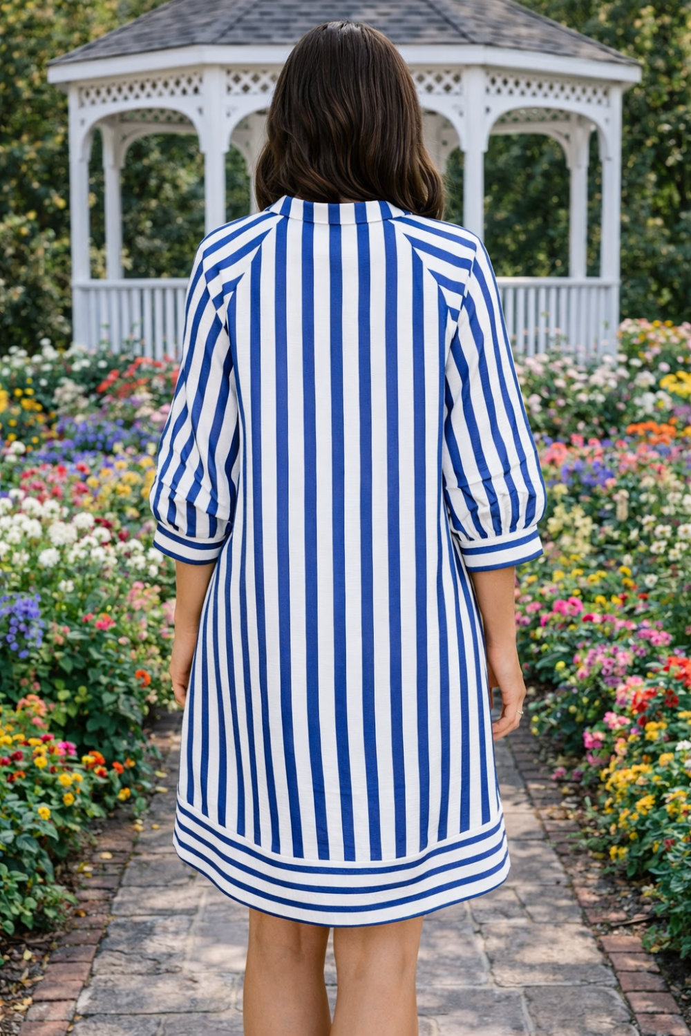 * Mini dress
* Collared neck
* Buttoned
* Pocketed
* Unlined
* Striped
* 3/4 Sleeves
* No stretch