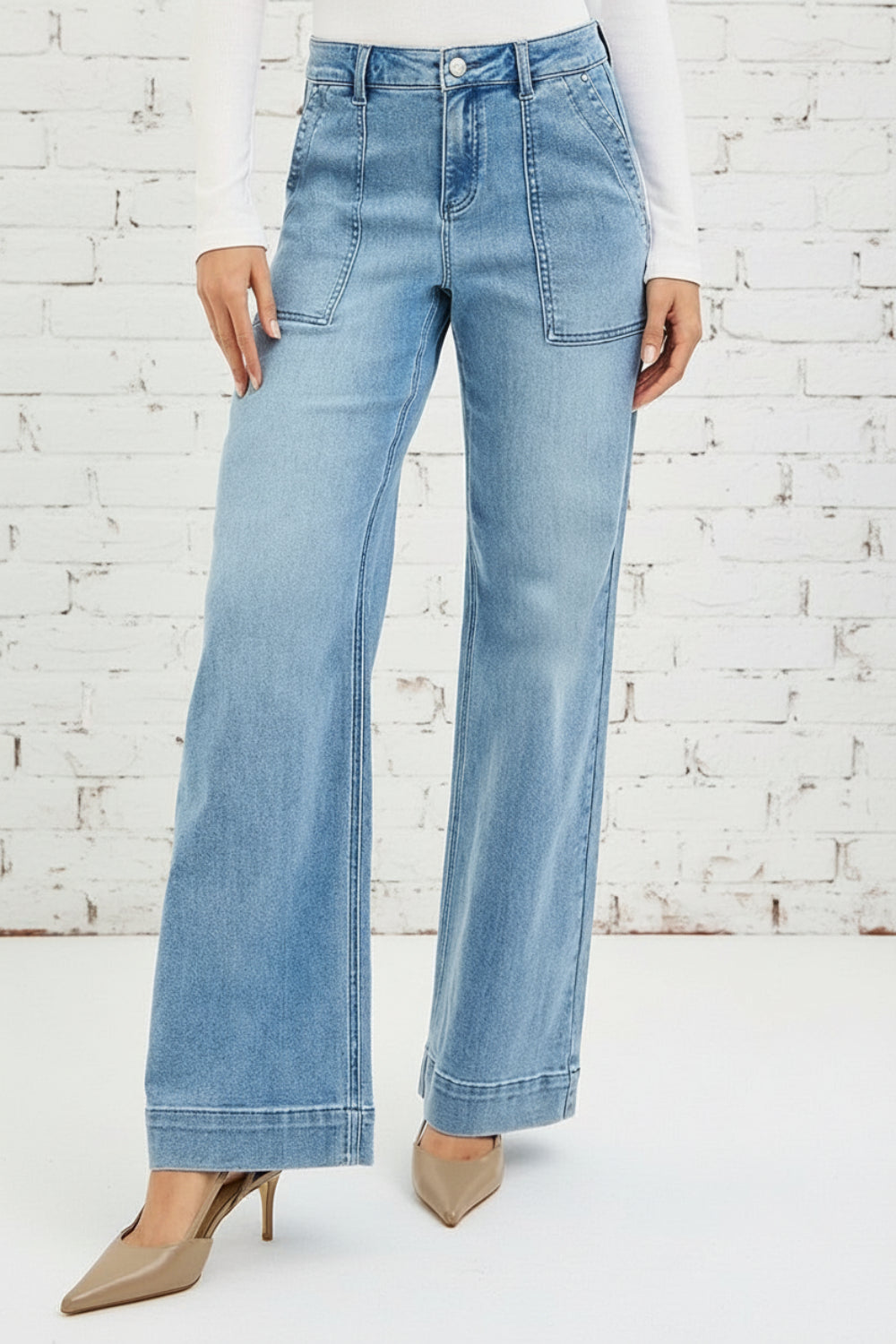 Risen Jeans, full-size, high-rise, straight let, light wash, front patch pockets, back pockets, long hem, button/zipper closure, belt loops, hammer loops on side, slightly stretchy, front view