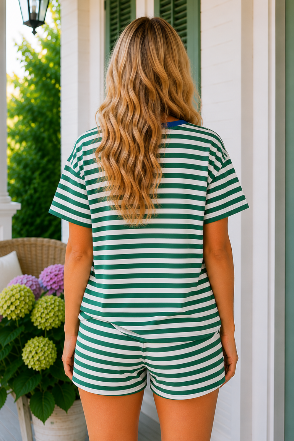 * Two-piece short set
* Round neck
* Drop shoulder
* Short sleeve
* Contrast hem
* Striped
* Elastic drawstring waist
* Pocketed
* Slightly stretchy