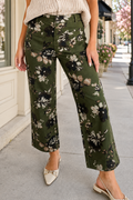 * Vintage style jeans
* Floral print
* High rise
* Wide leg
* Button/zipper closure
* Belt loops
* Front patch pockets
* Back pockets
* Slightly stretchy