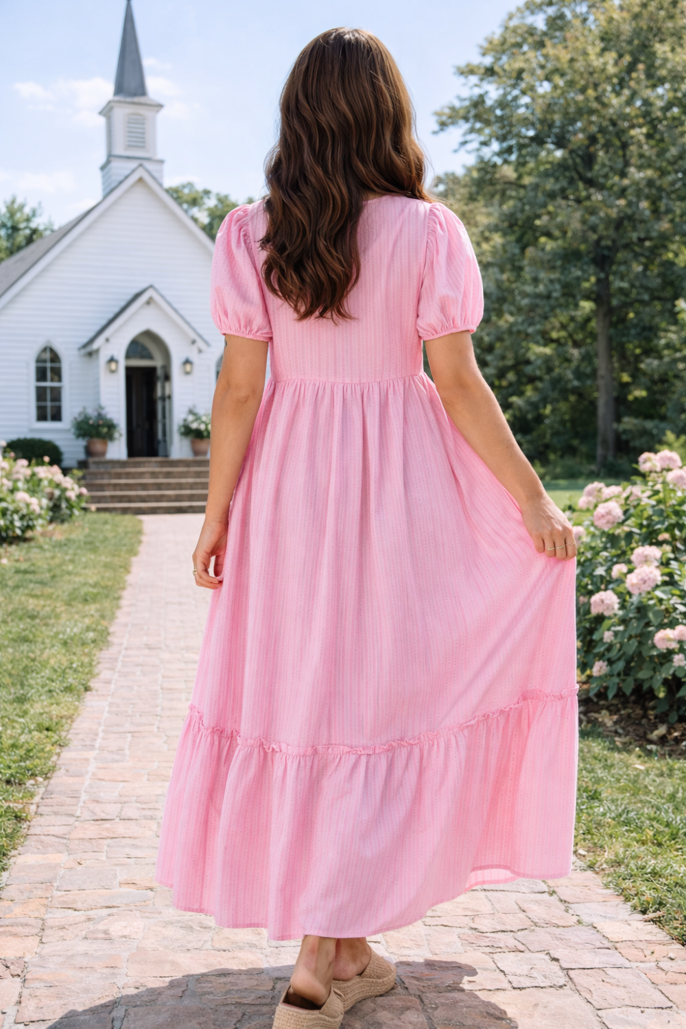 * Maxi dress
* Puff short sleeves
* V-neck
* Tiered
* Ruffled
* Pocketed
* Unlined
* No stretch