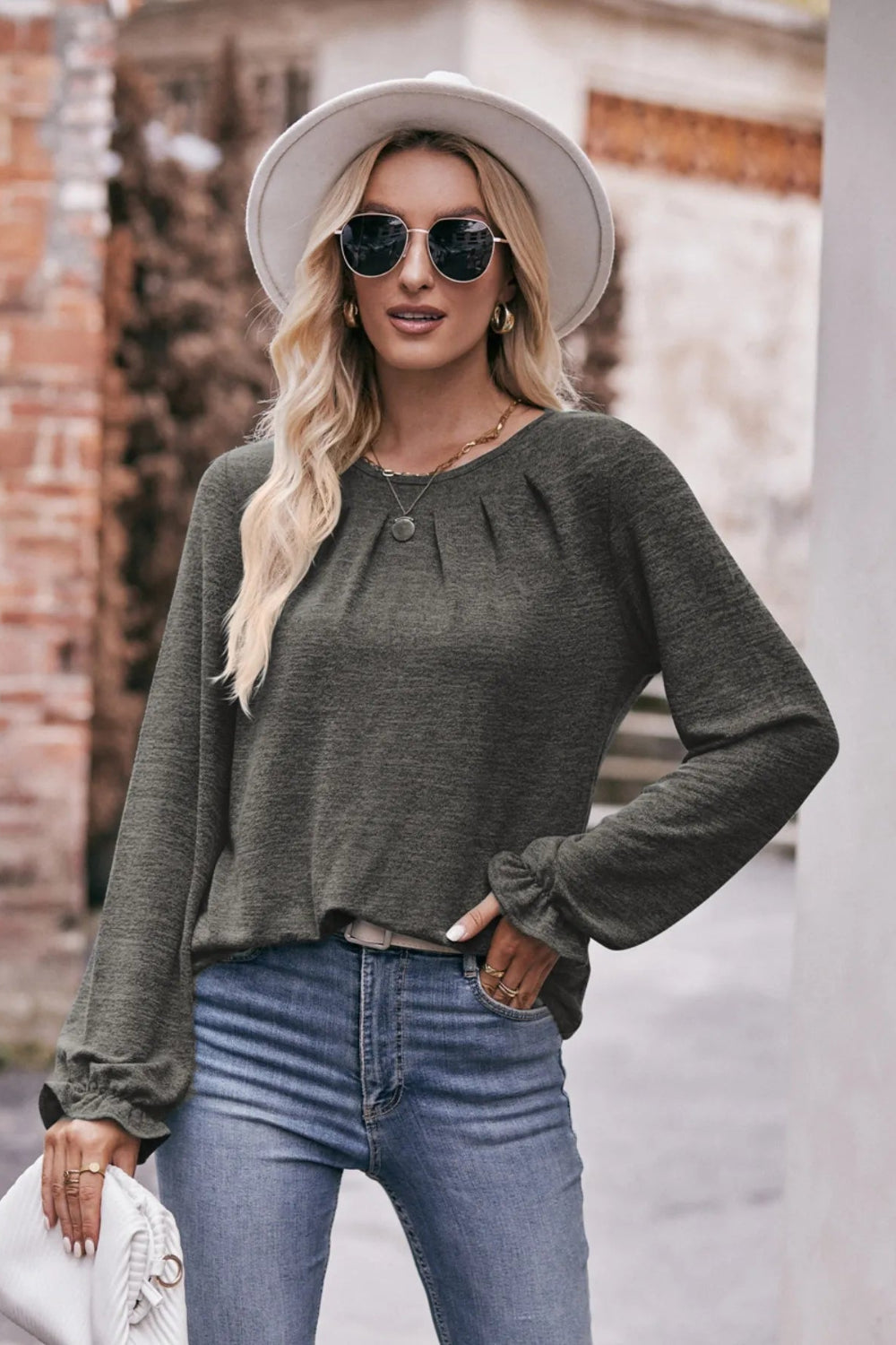 T-shirt, long sleeve, pullover, ruched, round neck, ruffled wrist, long, stretchy, front view