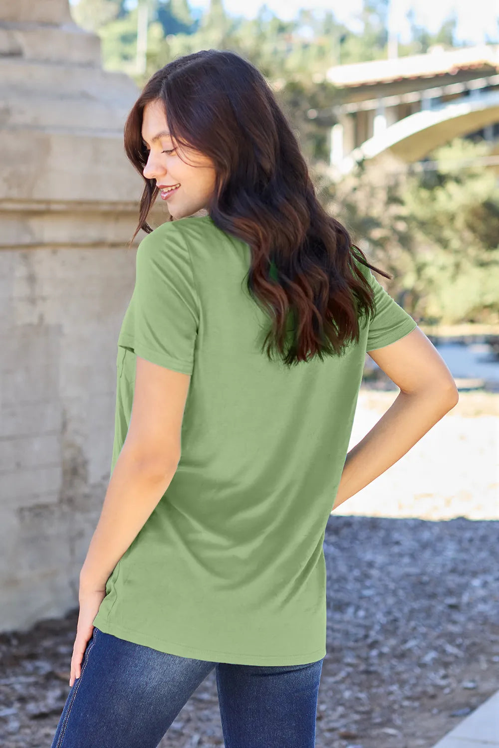 T-shirt, bamboo, v-neck, short sleeve, front pocket, opaque, slightly stretchy back view