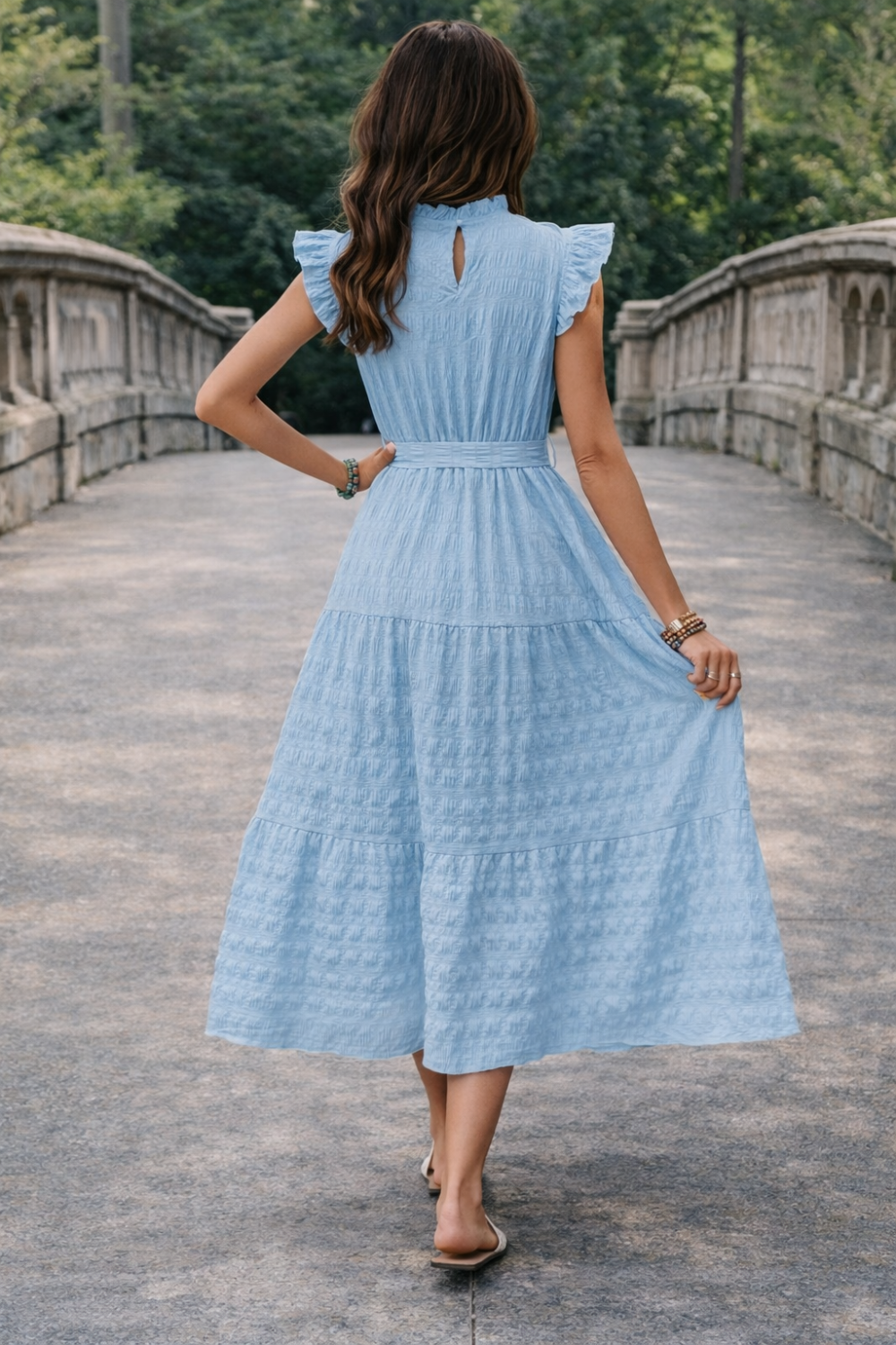 * Midi dress
* Round neck
* Cap sleeves
* Tied
* Ruffled
* Opaque
* Keyhole closure
* Unlined
* No Stretch