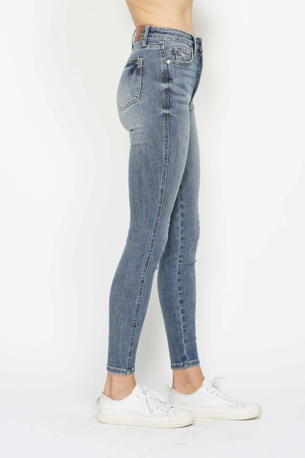 Judy Blue Jeans, full-size, high-rise, tummy control, contrast wash, skinny, pocketed, belt loops, button/zipper closure, slightly stretchy, side view