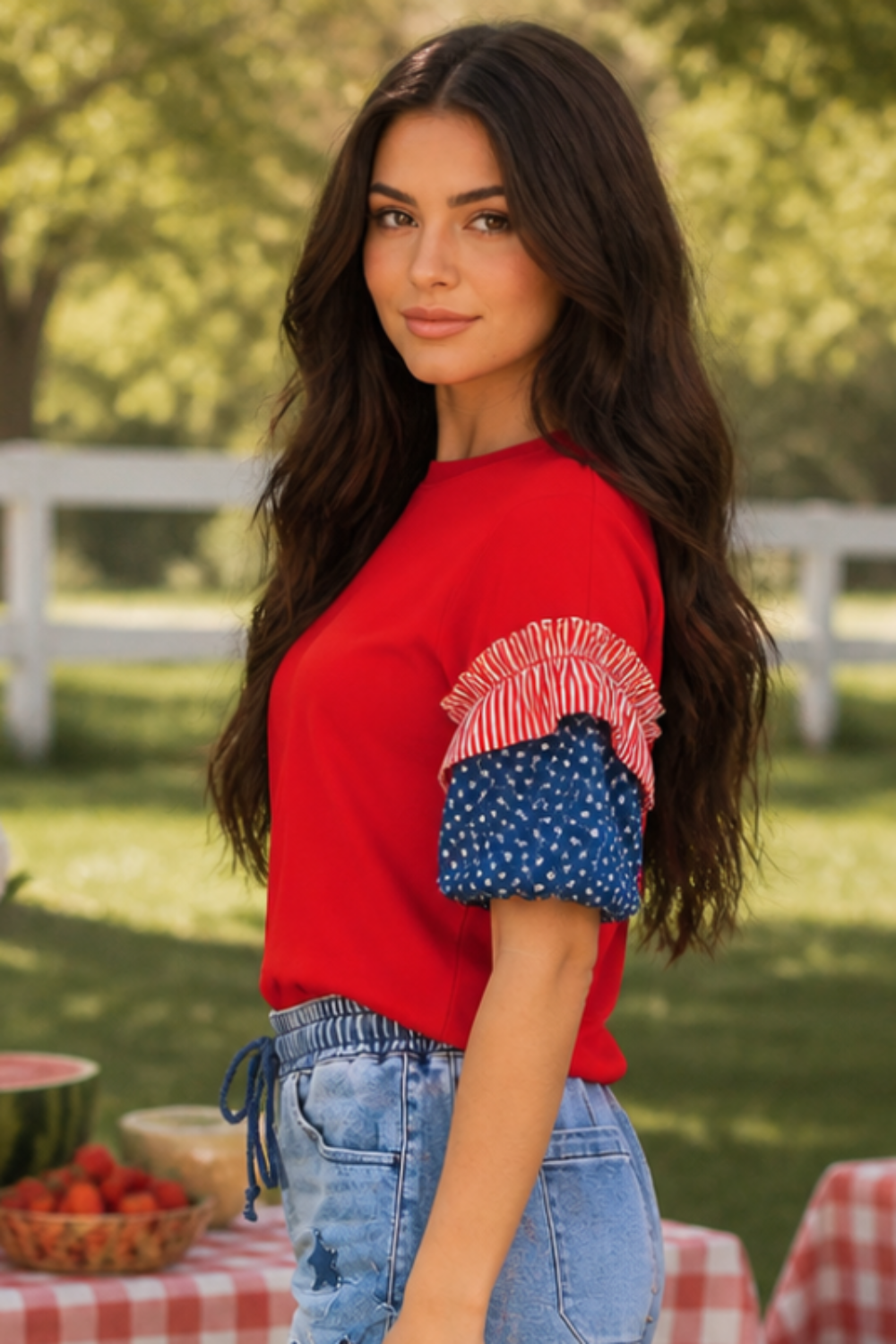 * Round neck
* Puff sleeves
* Ruffles
* Short sleeve
* Stars & stripes
* Slightly stretchy