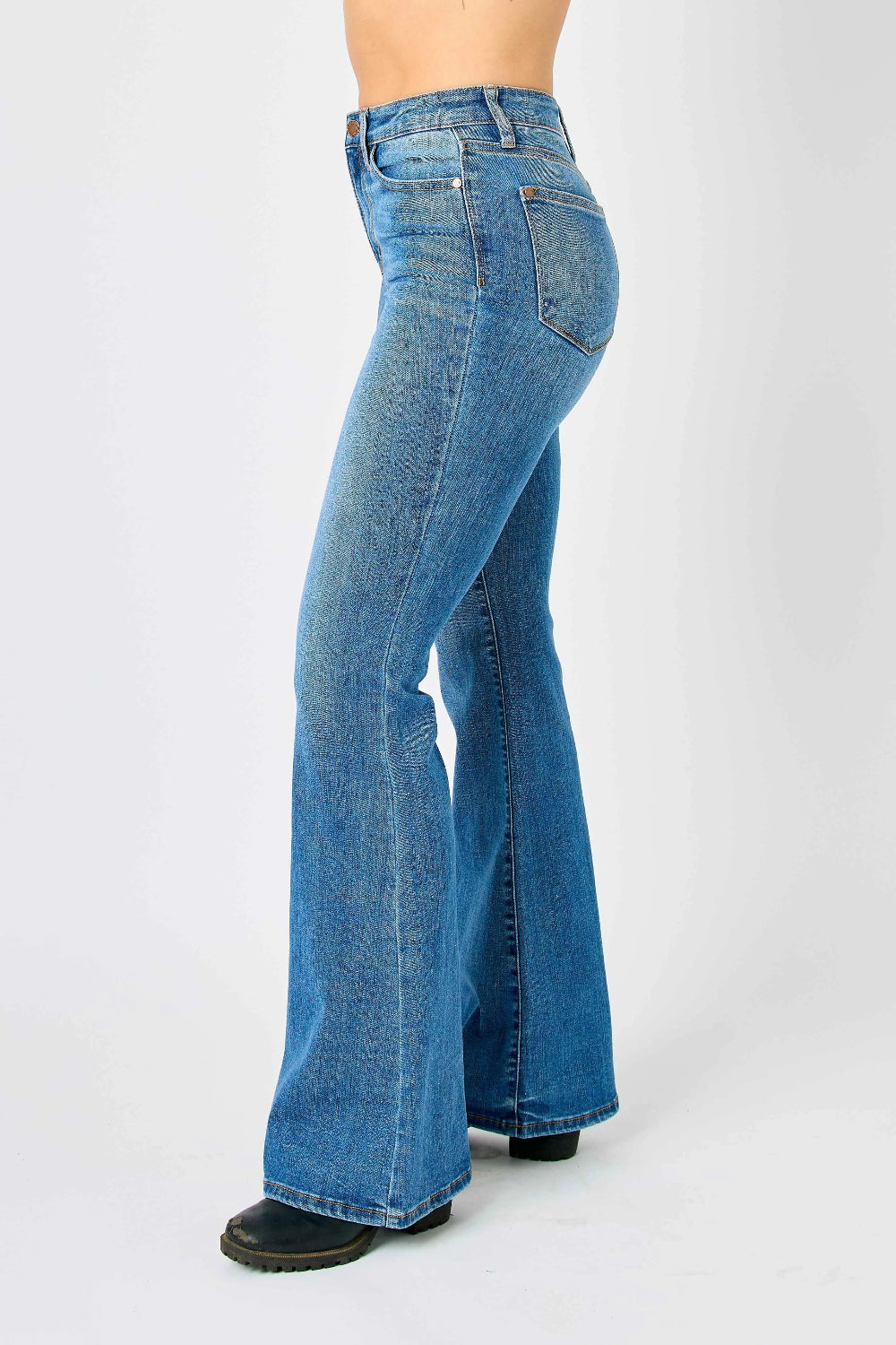 Judy Blue Jeans, full-size, high-rise, flared, pocketed, button and zipper closure, medium wash, slightly stretchy side view