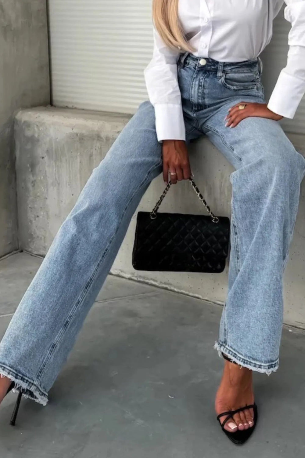 Jeans, high-waist, light wash, raw hem and pockets, straight leg, pocketed, belt loops, button/zipper closure, relaxed fit, slightly stretchy, front view