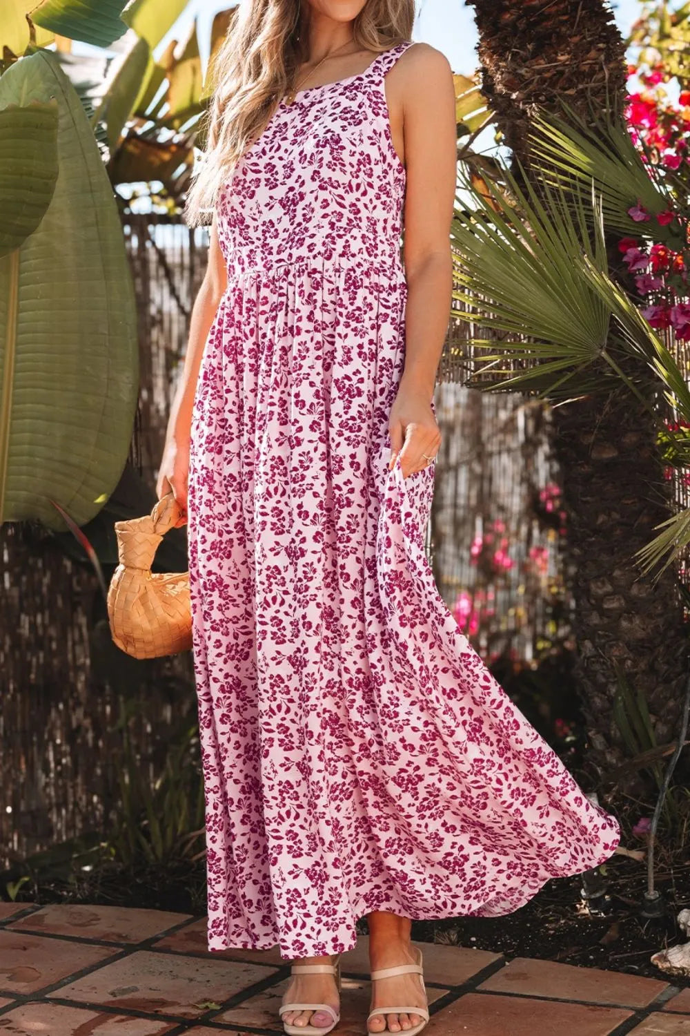 Maxi dress, floral print, cutout back, square neck, pocketed, strap shoulders, back zipper, opaque, unlined, no stretch front view