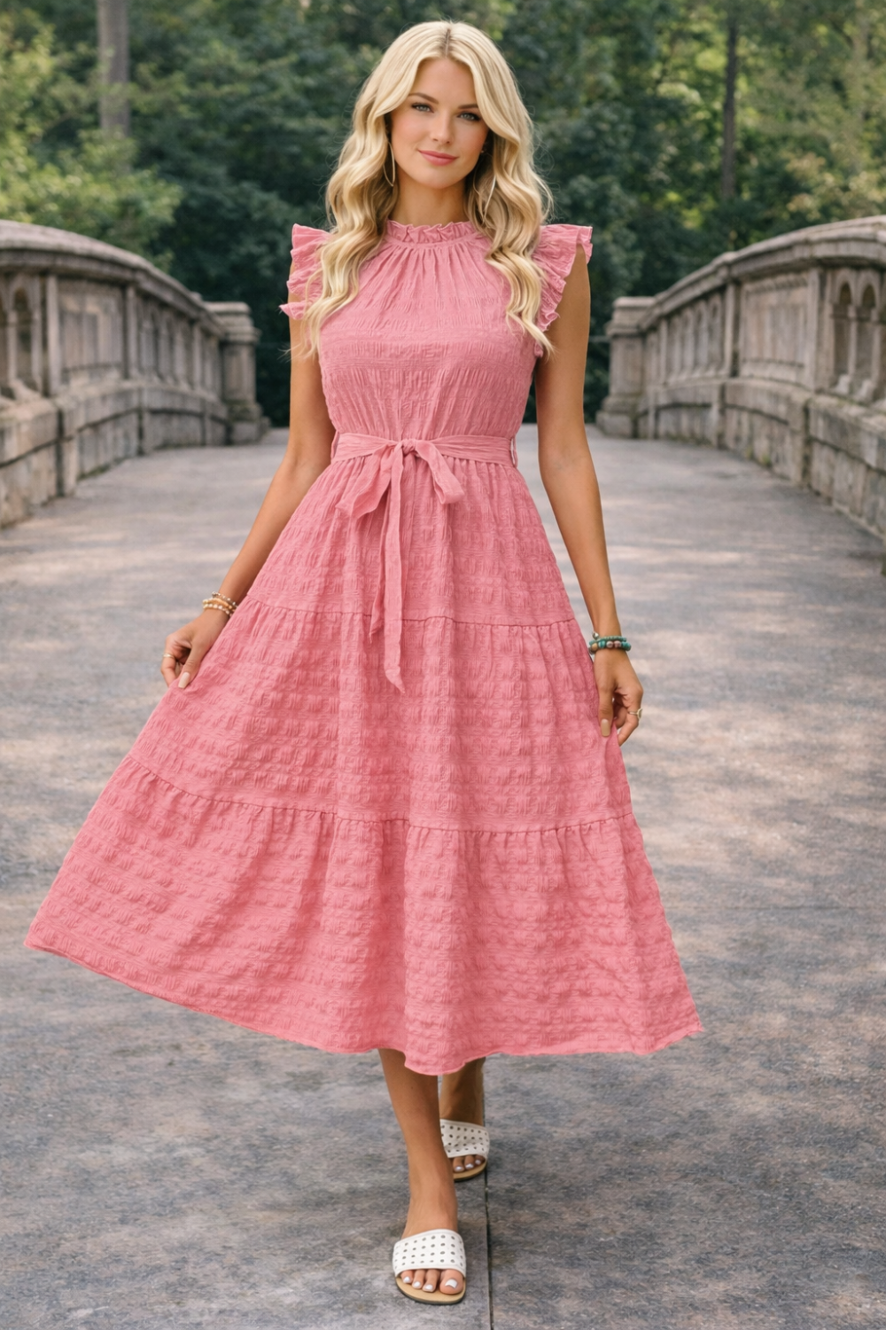 * Midi dress
* Round neck
* Cap sleeves
* Tied
* Ruffled
* Opaque
* Keyhole closure
* Unlined
* No Stretch