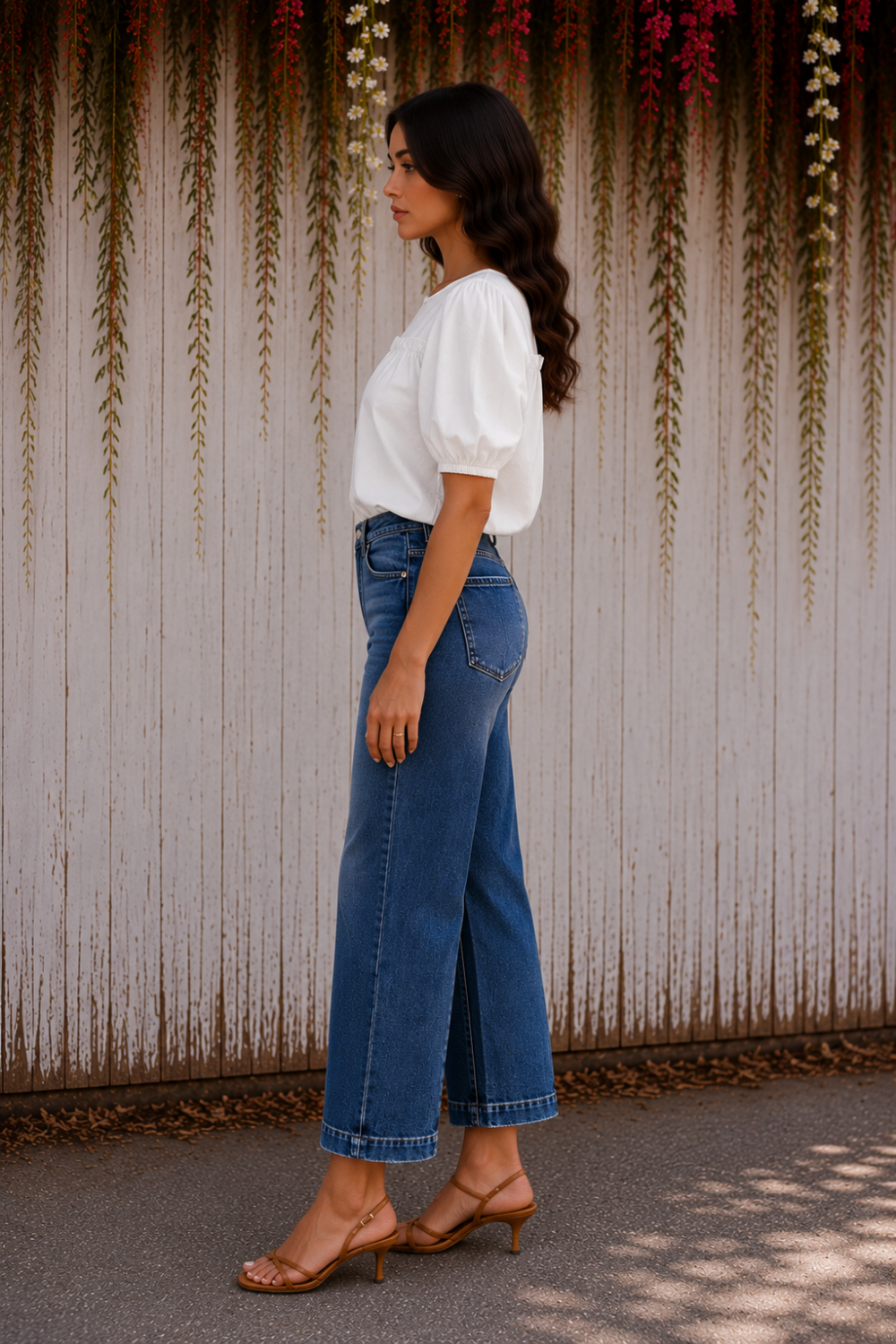 * High-rise
* Cropped
* Tapered
* Boyfriend
* 5 pocket styling
* Belt loops
* Medium blue wash
* Button/zipper closure
* Stretchy