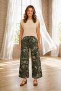 * Vintage style jeans
* Floral print
* High rise
* Wide leg
* Button/zipper closure
* Belt loops
* Front patch pockets
* Back pockets
* Slightly stretchy