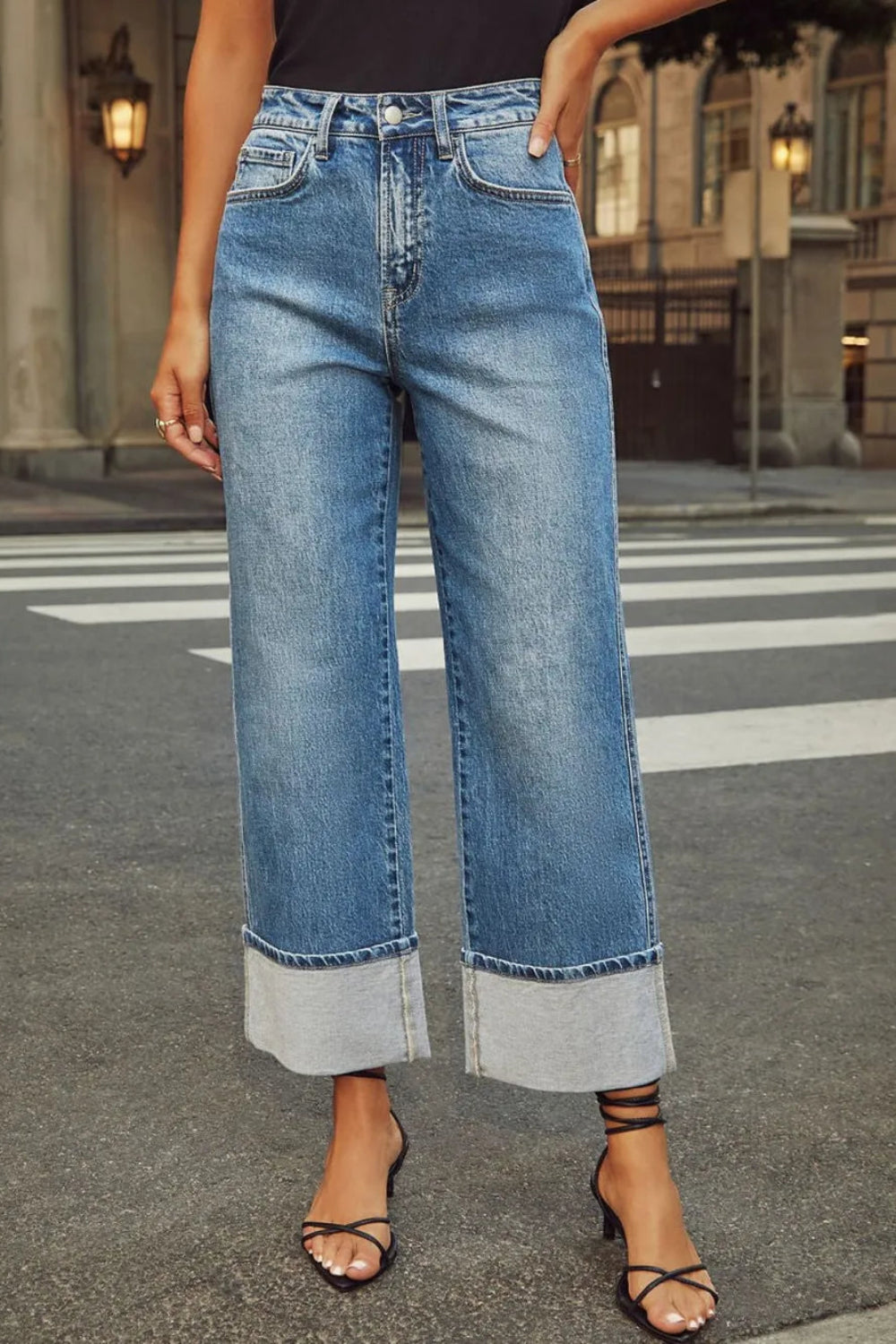 Jeans, high-waist, vintage wash, straight leg, 5 pocket detail, button/zipper closure, belt loops, slightly stretchy, front view