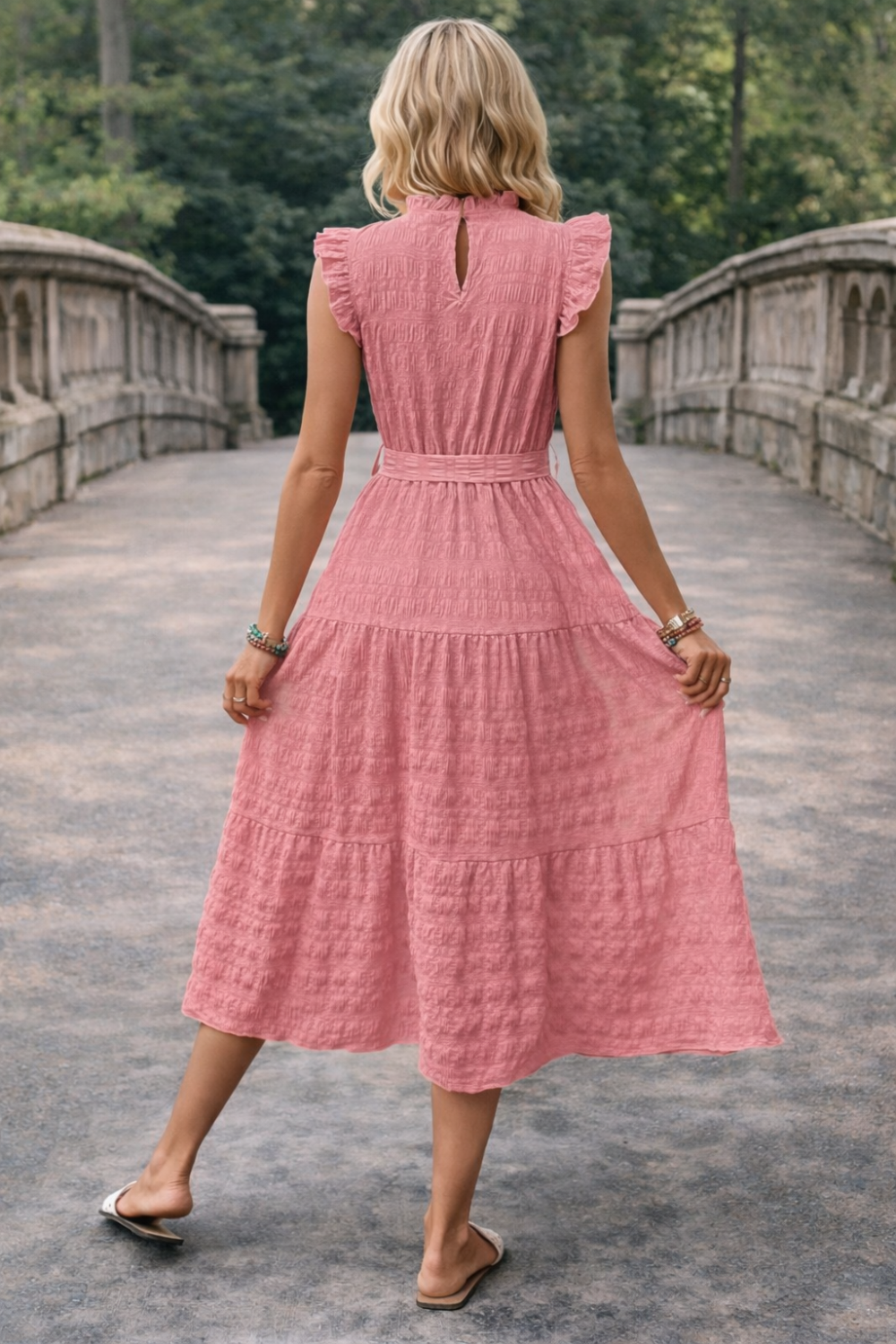 * Midi dress
* Round neck
* Cap sleeves
* Tied
* Ruffled
* Opaque
* Keyhole closure
* Unlined
* No Stretch